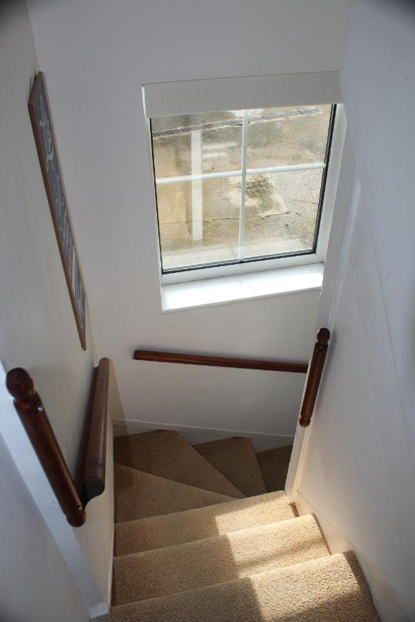 Cadame Apartment Whitby Bagian luar foto